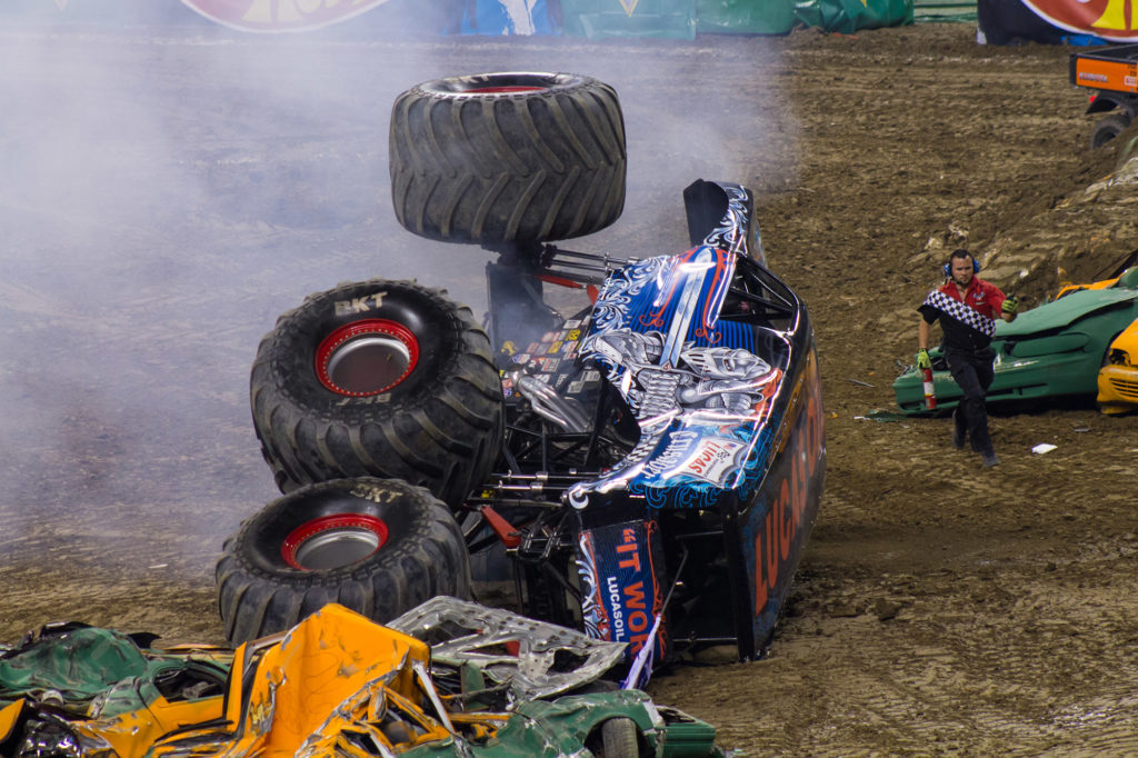Linsey Weenk - Lucas Oil Crusader